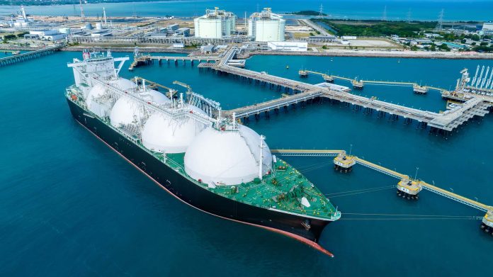 South Africa Proposes $1 Billion LNG Deal with the U.S. to Bolster Energy Security and Trade Relations